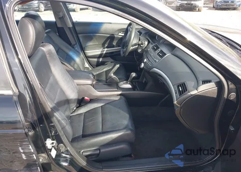 2009 Honda Accord 2.4 Ex-L z USA, uszkodzony, nr VIN 1HGCP26869A196374